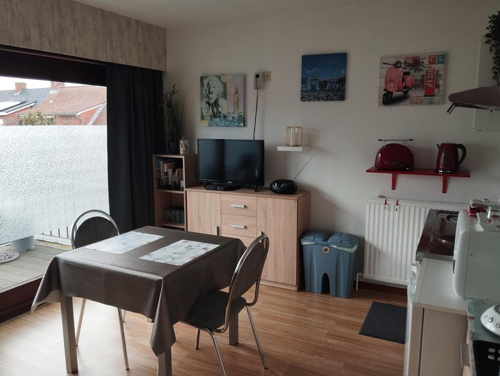 Logies Lily Apartamento Oudenburg Exterior foto