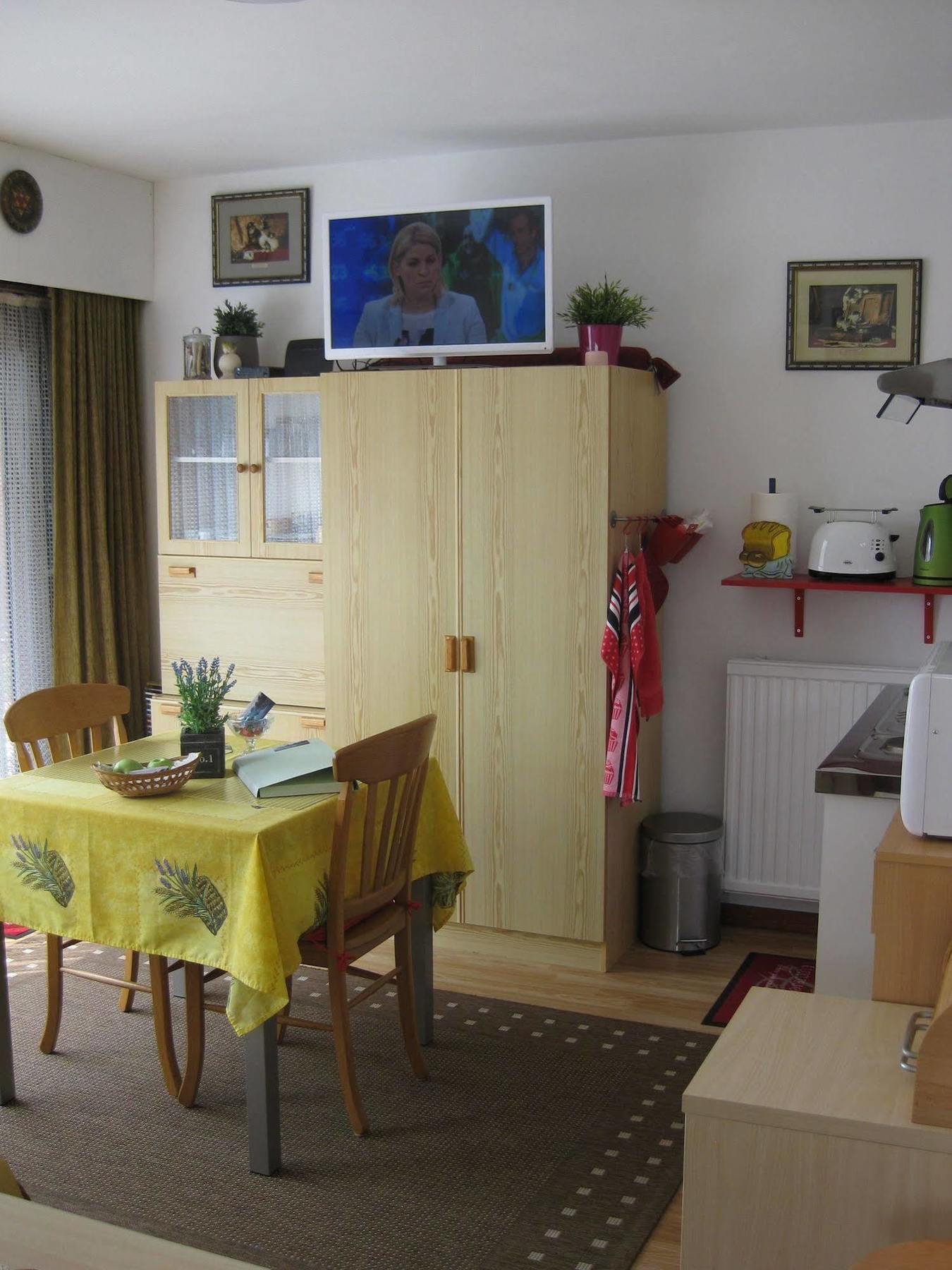 Logies Lily Apartamento Oudenburg Exterior foto